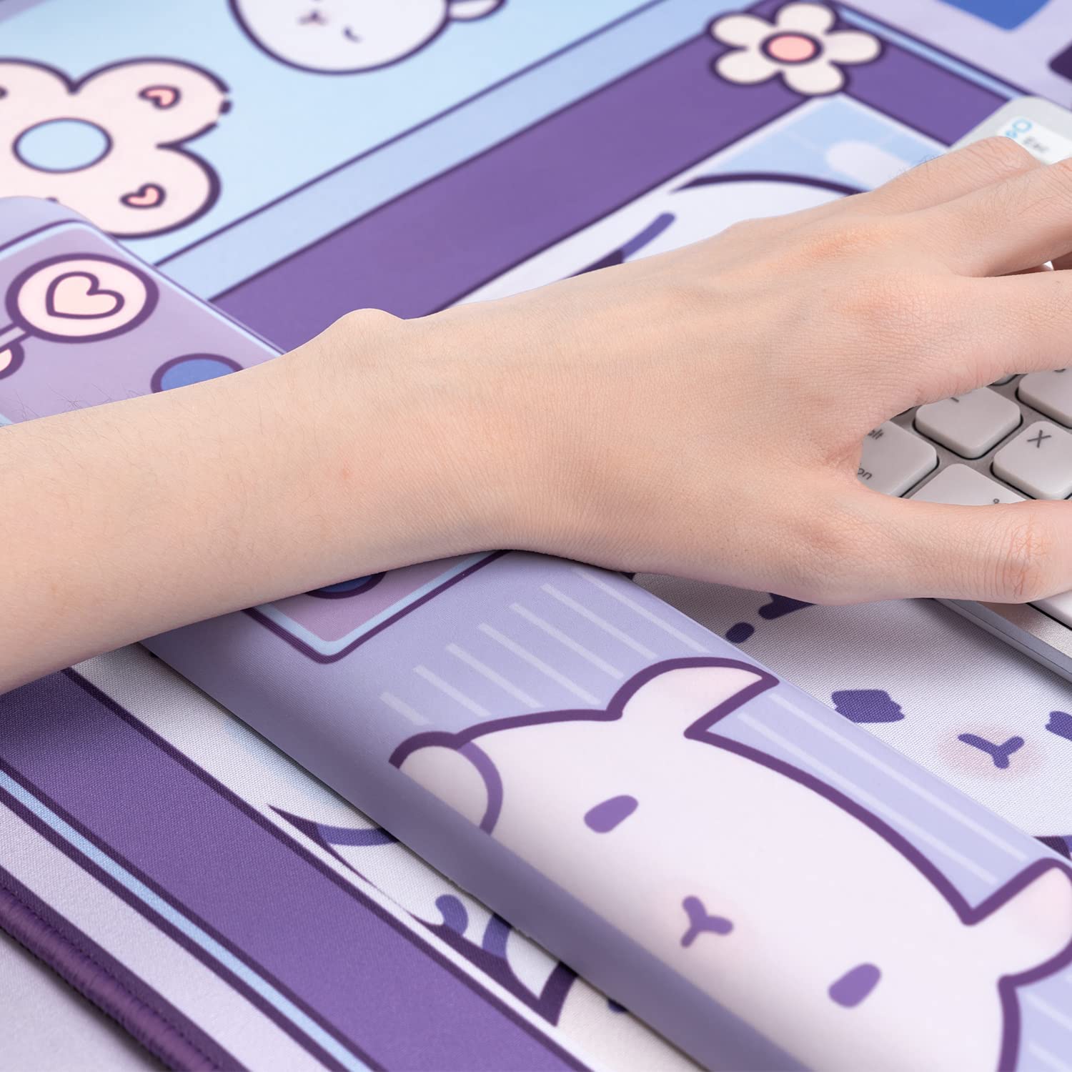 Large Kawaii Gaming Mouse Pad  - Tradescantia Purple 리뷰 및 가격